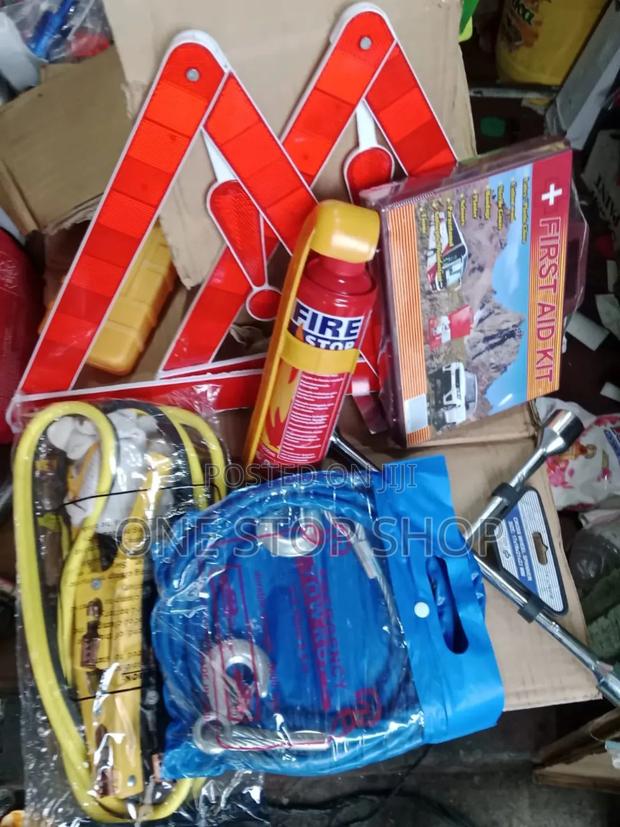 6x Essentials Combo Roadside Emergency Safety Kit - main view