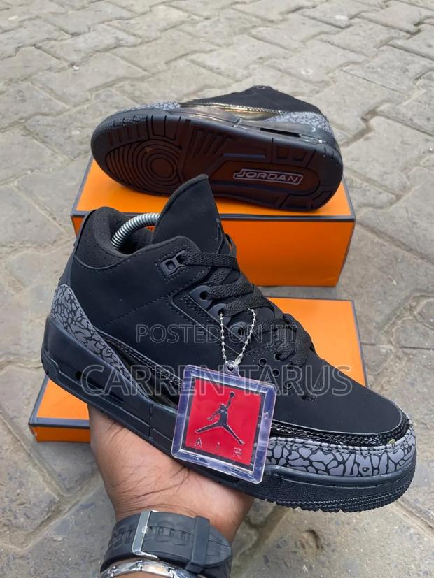 Jordan 3 Retro - thumbnail 2