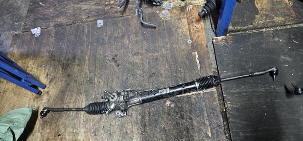 Honda Odyssey Steering Rack Almost Like New - thumbnail 4