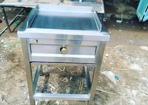 Commercial Flat Griddle – Heavy Duty Professional Flat Griddle - main view