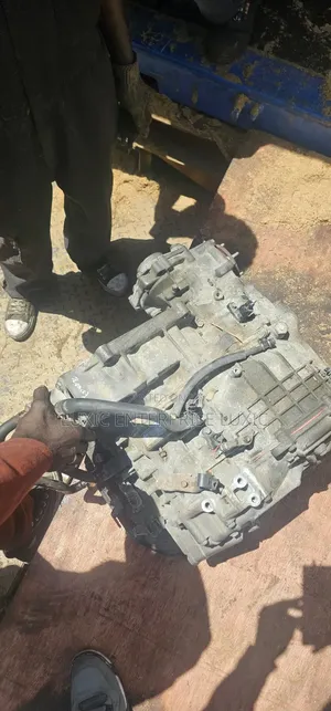 2az 4wheel Toyota Vanguard Gearbox Great Condition