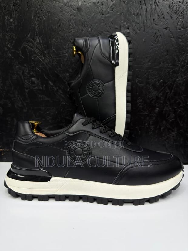 Hermes Drive Sneakers