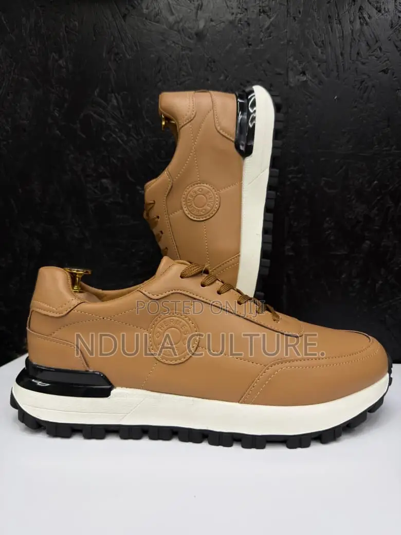 Hermes Drive Sneakers