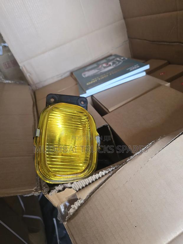 Mitsubishi Fuso Mahewa/Fighter Fog Lamp