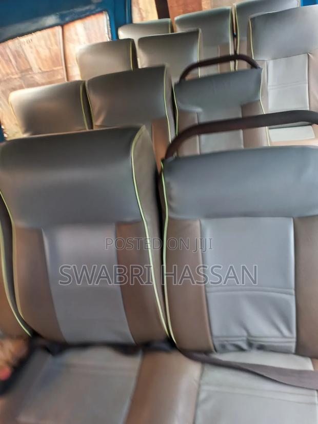 Nissan Caravan (Urvan) 2000 White - thumbnail 9