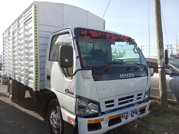 Isuzu NPR Tru K - thumbnail 2