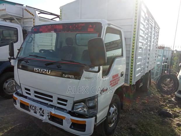 Isuzu NPR Tru K - thumbnail 3
