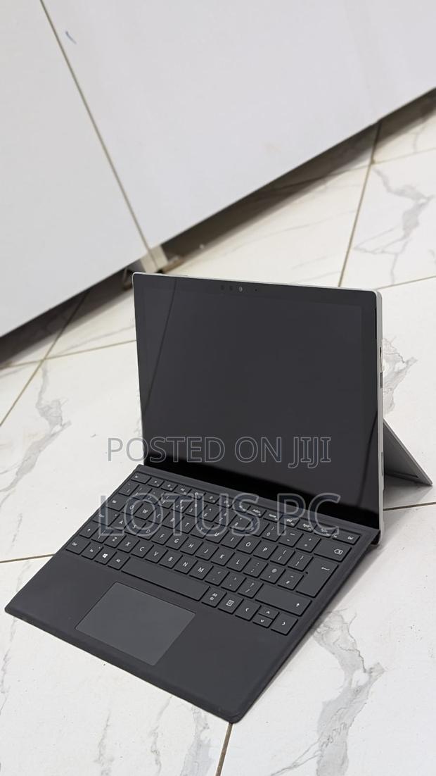 Laptop Microsoft Surface Pro 5 8GB Intel Core i5 SSD 128GB - main view
