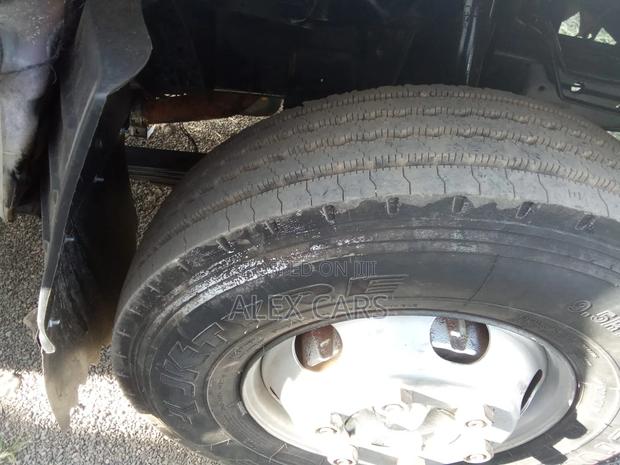 Isuzu NPR Tru K - thumbnail 12