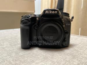 Nikon D7200 - main view