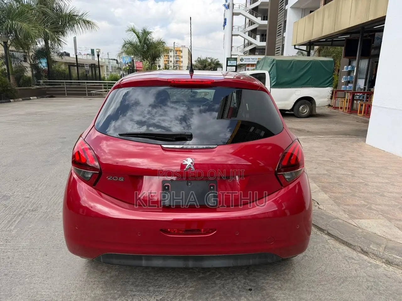 Peugeot 208 2018 Red