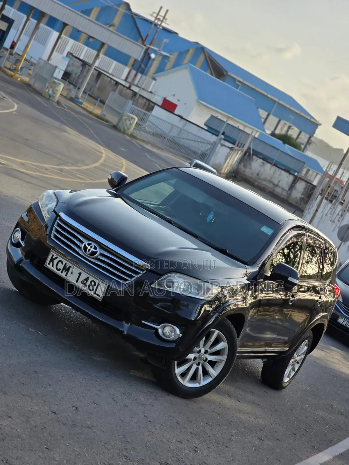 Toyota Vanguard 2011 Black