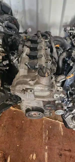 Hr15 Nissan Tiida Slim Engine Running Smoothly