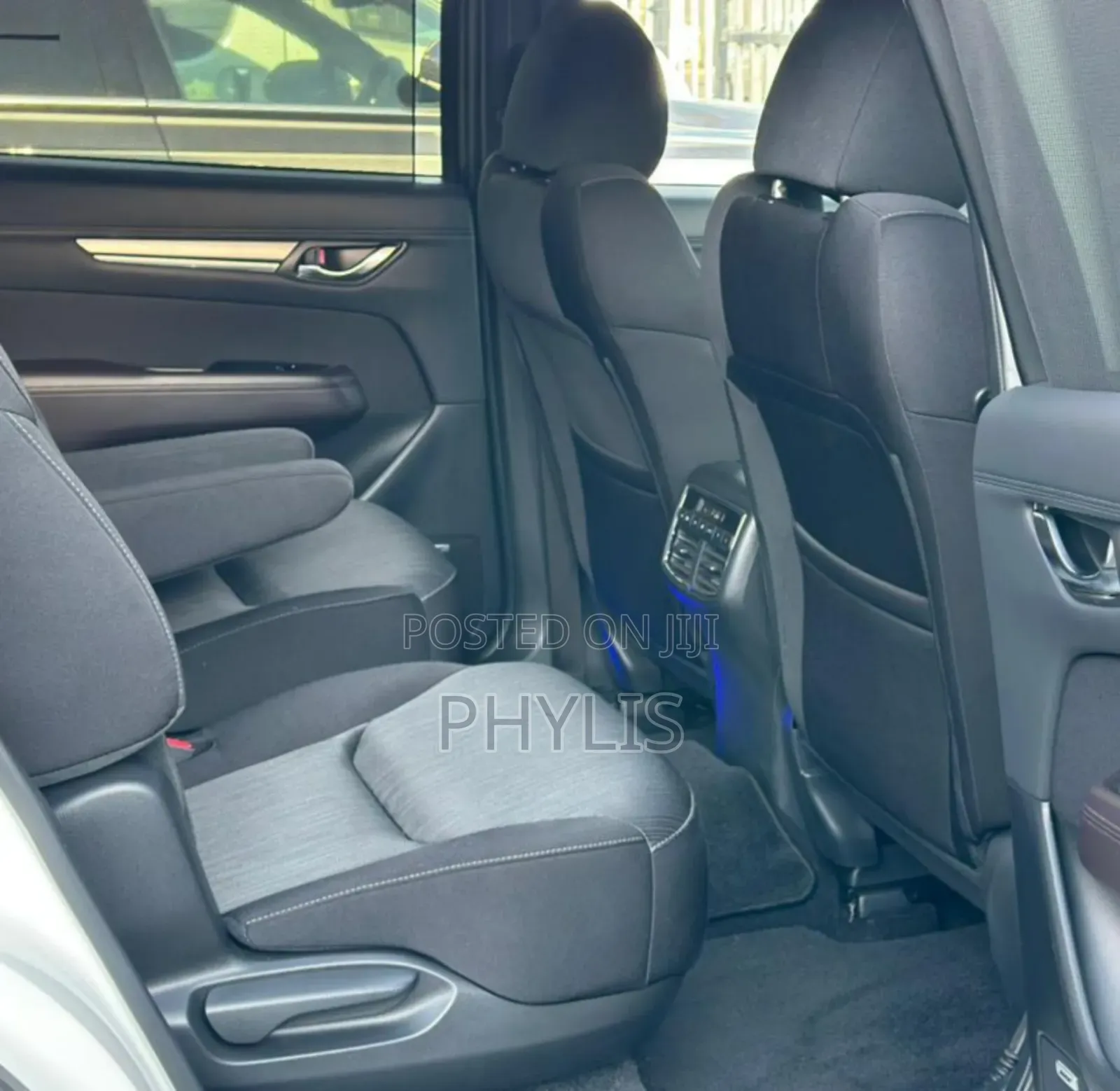 Mazda AZ 2018 White