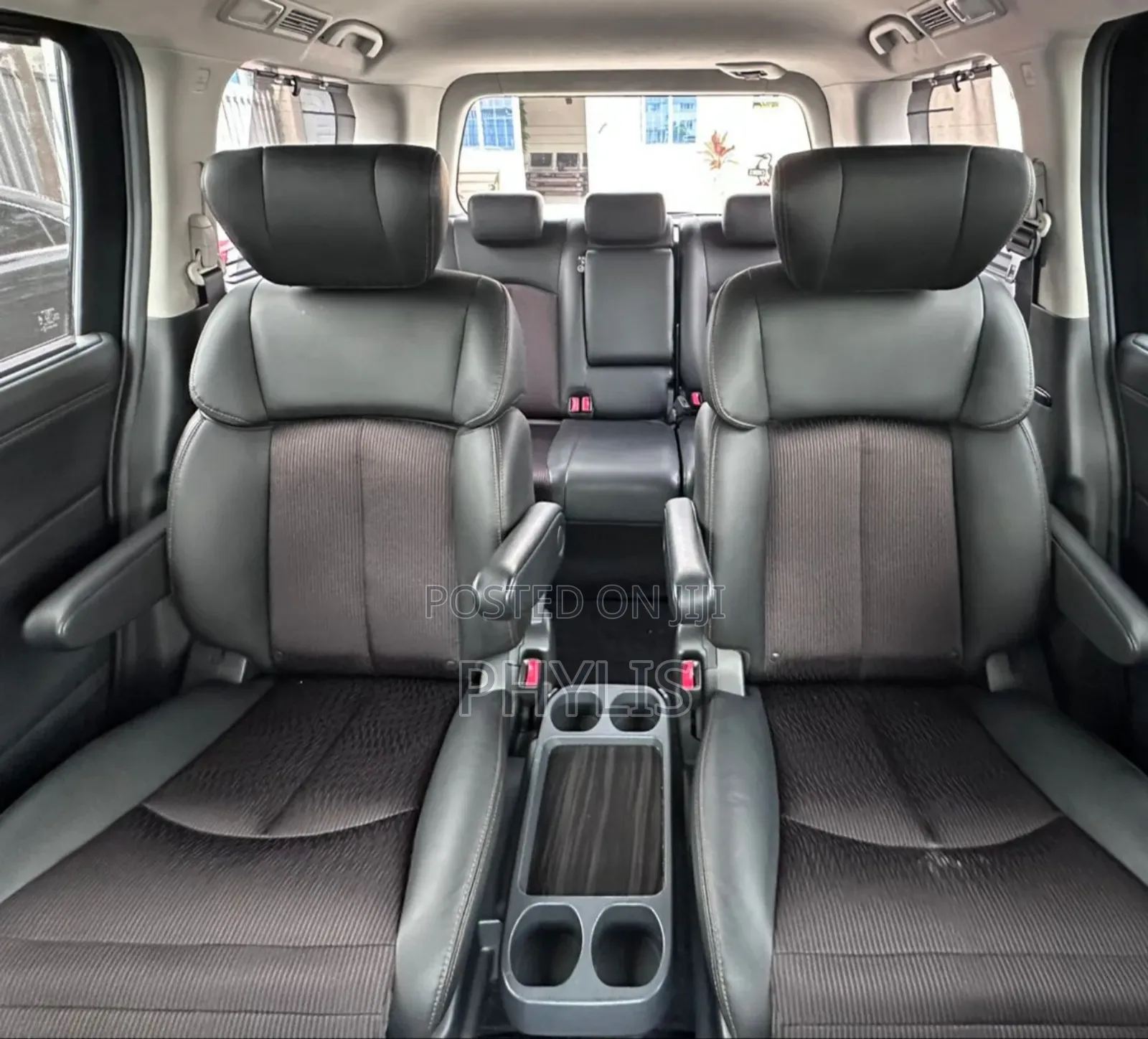 Nissan Elgrand 2018 Black