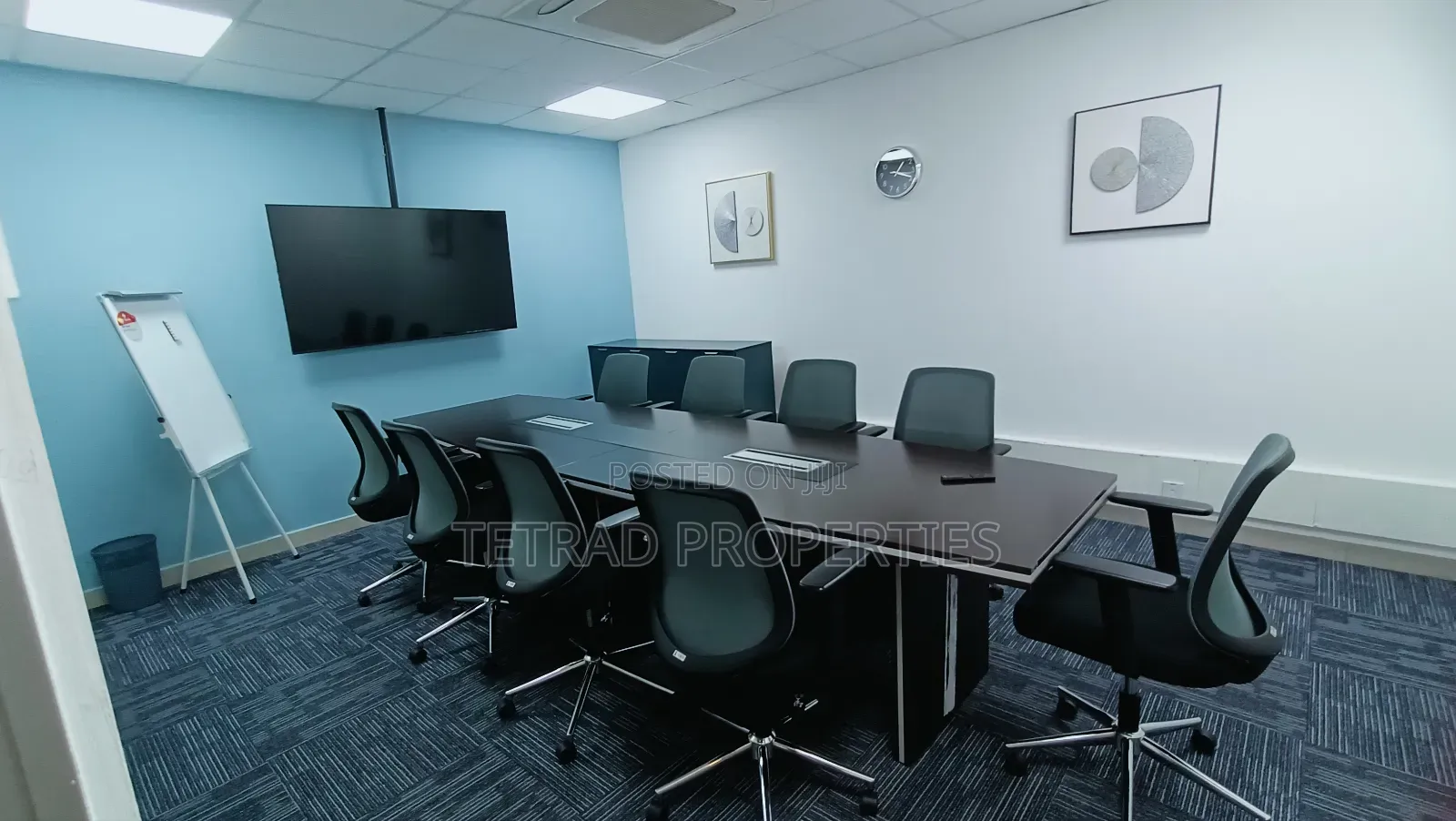 4-5 Desks Furnished Office in Westlands Near Sarit
