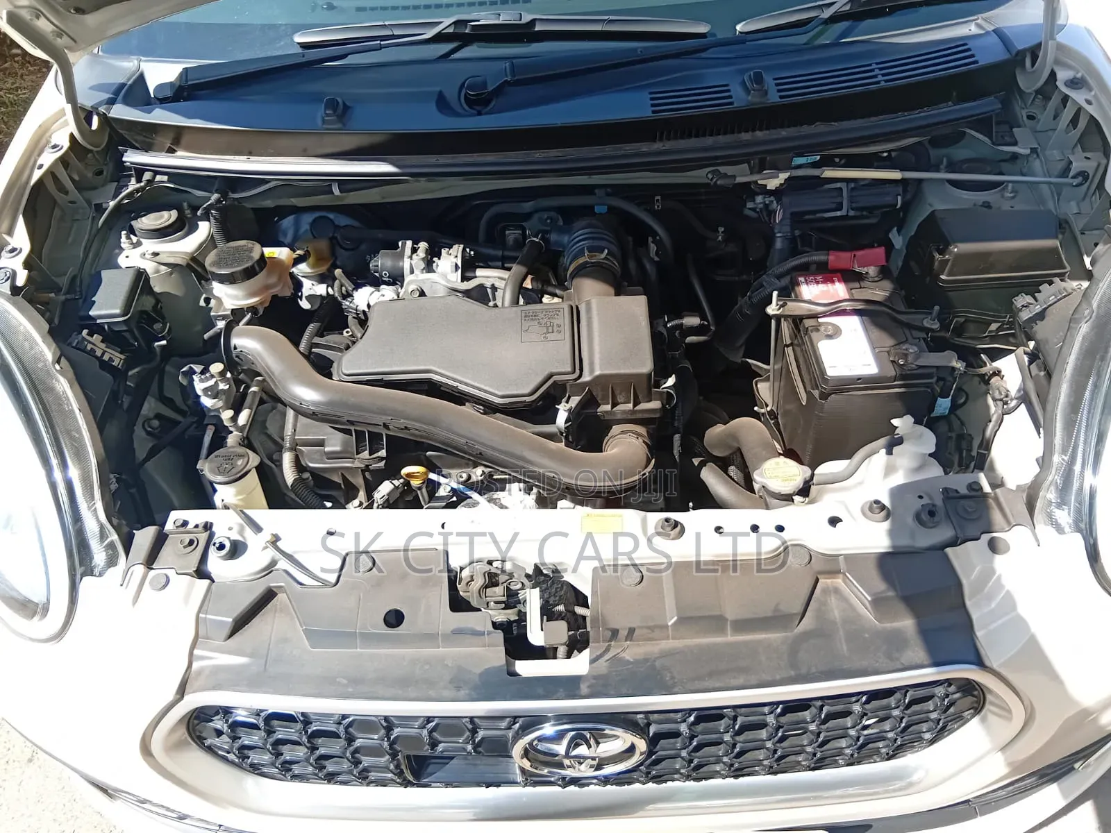 Toyota Passo 1.0 FWD 2018 Beige