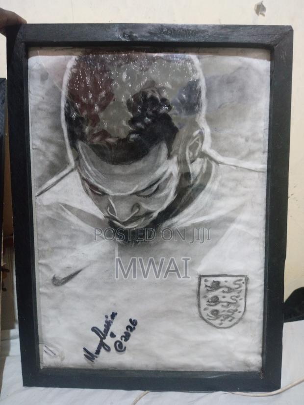 Beautiful Charcoal Portraits - thumbnail 13