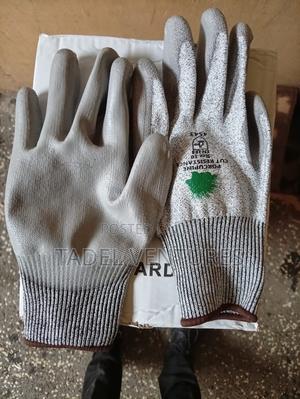 Cut Resistant Gloves - main view