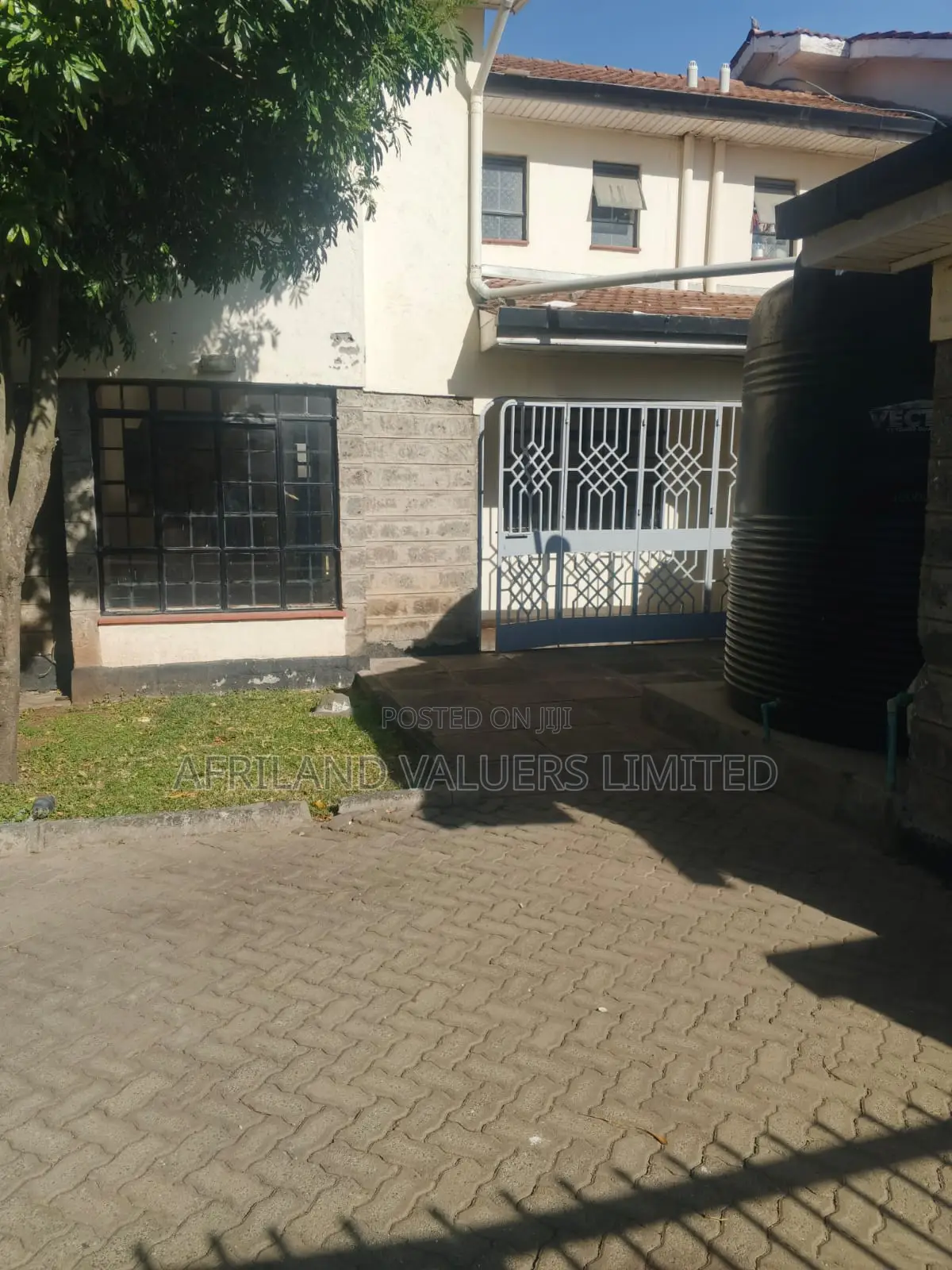 4bdrm Villa in Sawada Villas, Gateway Mall Area for rent