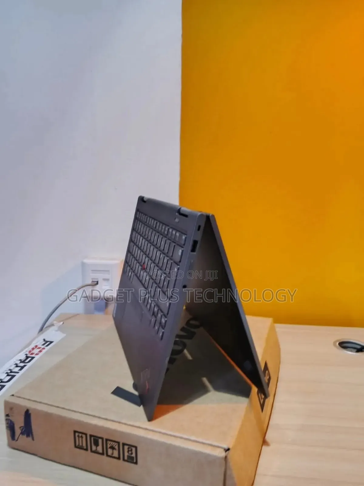 Laptop Lenovo ThinkPad X1 Yoga 16GB Intel Core i7 SSD 512GB