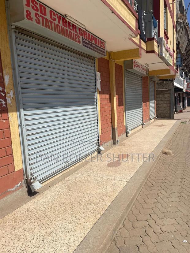 Shop Front Manual Roller Shutter - thumbnail 2