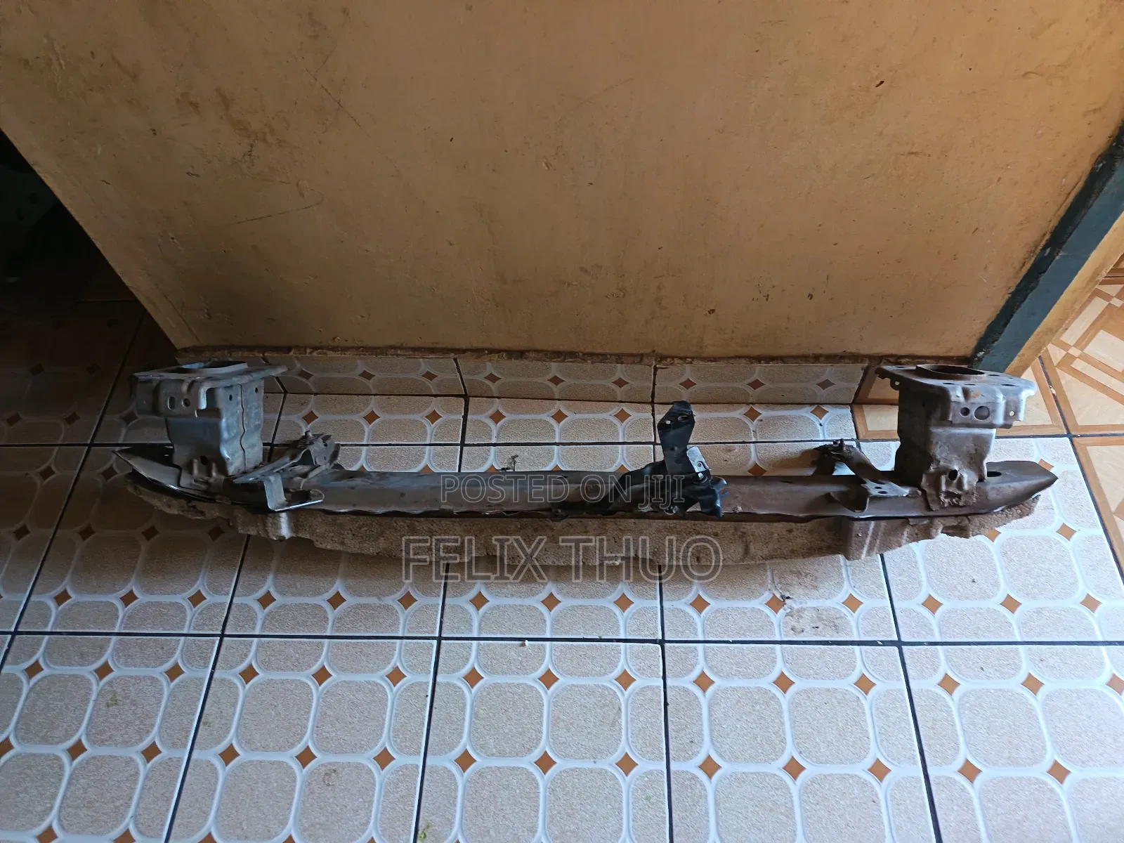 Mazda Demio Nosecut