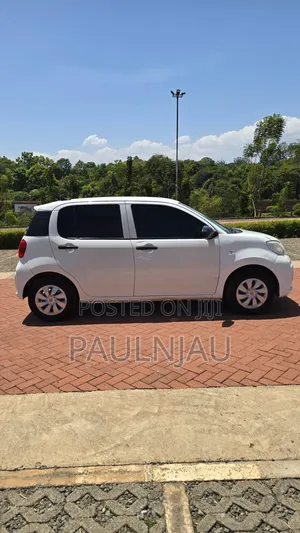 Toyota Passo 2016 White