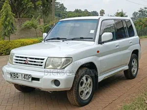 Mitsubishi Pajero IO 2005 White