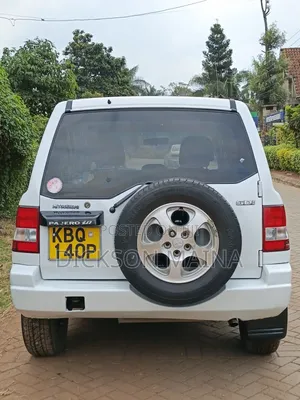 Mitsubishi Pajero IO 2005 White