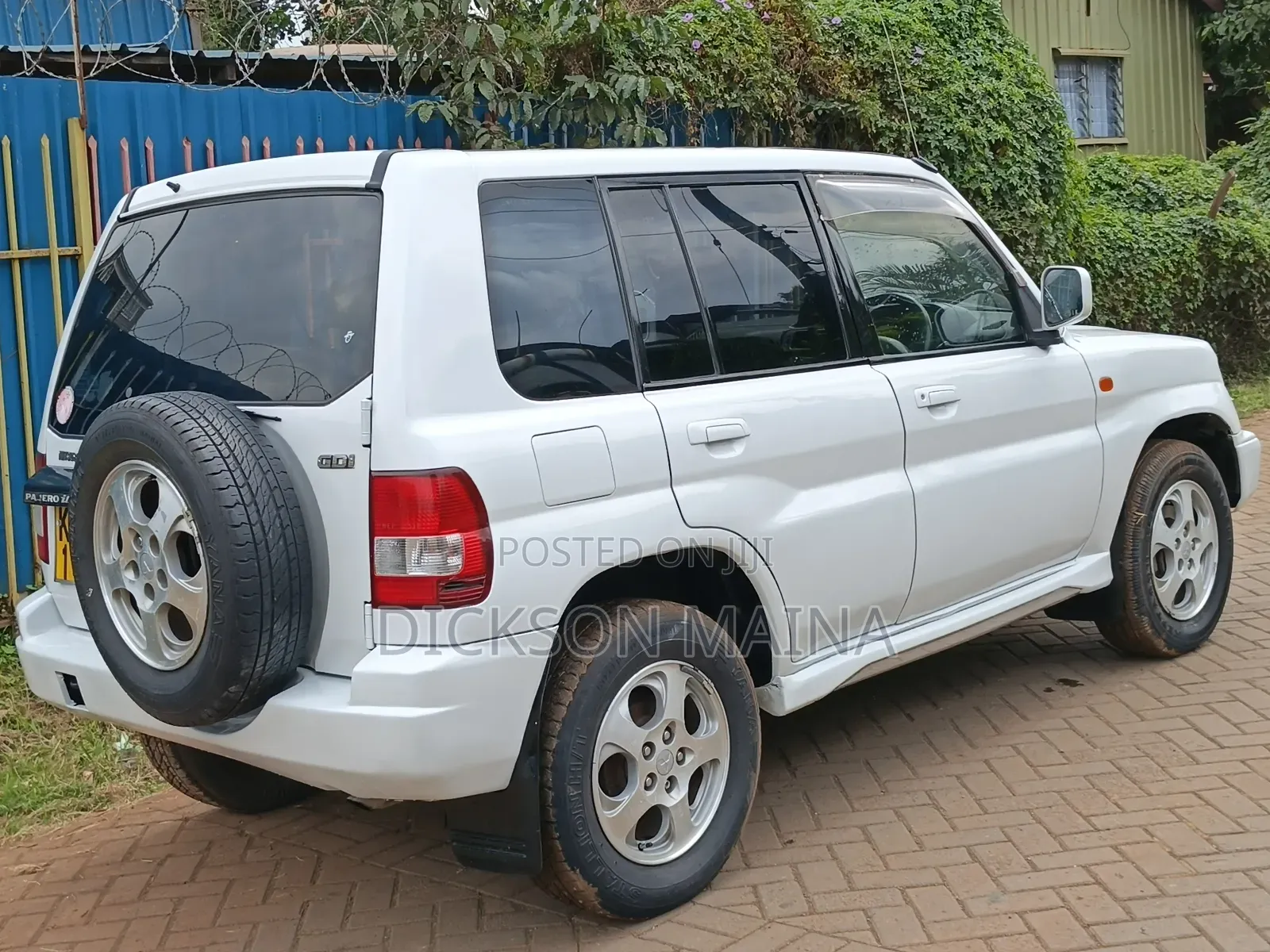 Mitsubishi Pajero IO 2005 White