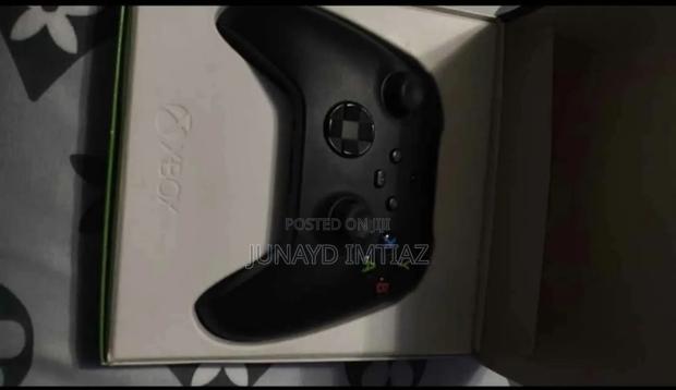 Xbox One Bundle. Negotiable - thumbnail 5