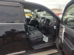 Toyota Land Cruiser Prado 2.8 2020 Black
