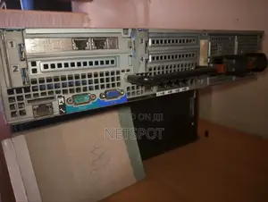 Server Dell PowerEdge R710 16GB Intel Core 2 Quad HDD 320GB
