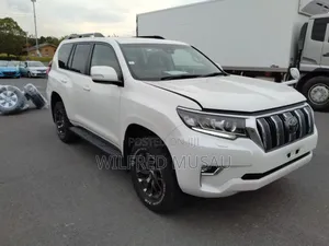 Toyota Land Cruiser Prado 2.8 2021 White