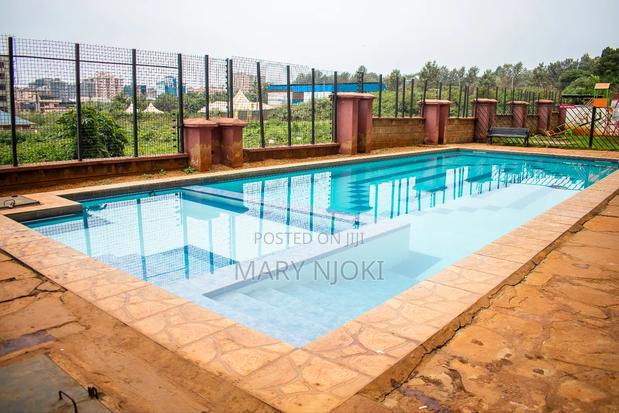 Luxurious One Bedroom Airbnb - thumbnail 5