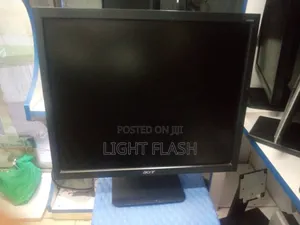 Acer 19 Inches Stretched