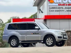 Mitsubishi Pajero V80 3.5 V6 GL/GLS 2016 Silver