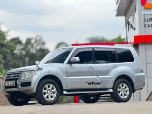 Mitsubishi Pajero V80 3.5 V6 GL/GLS 2016 Silver