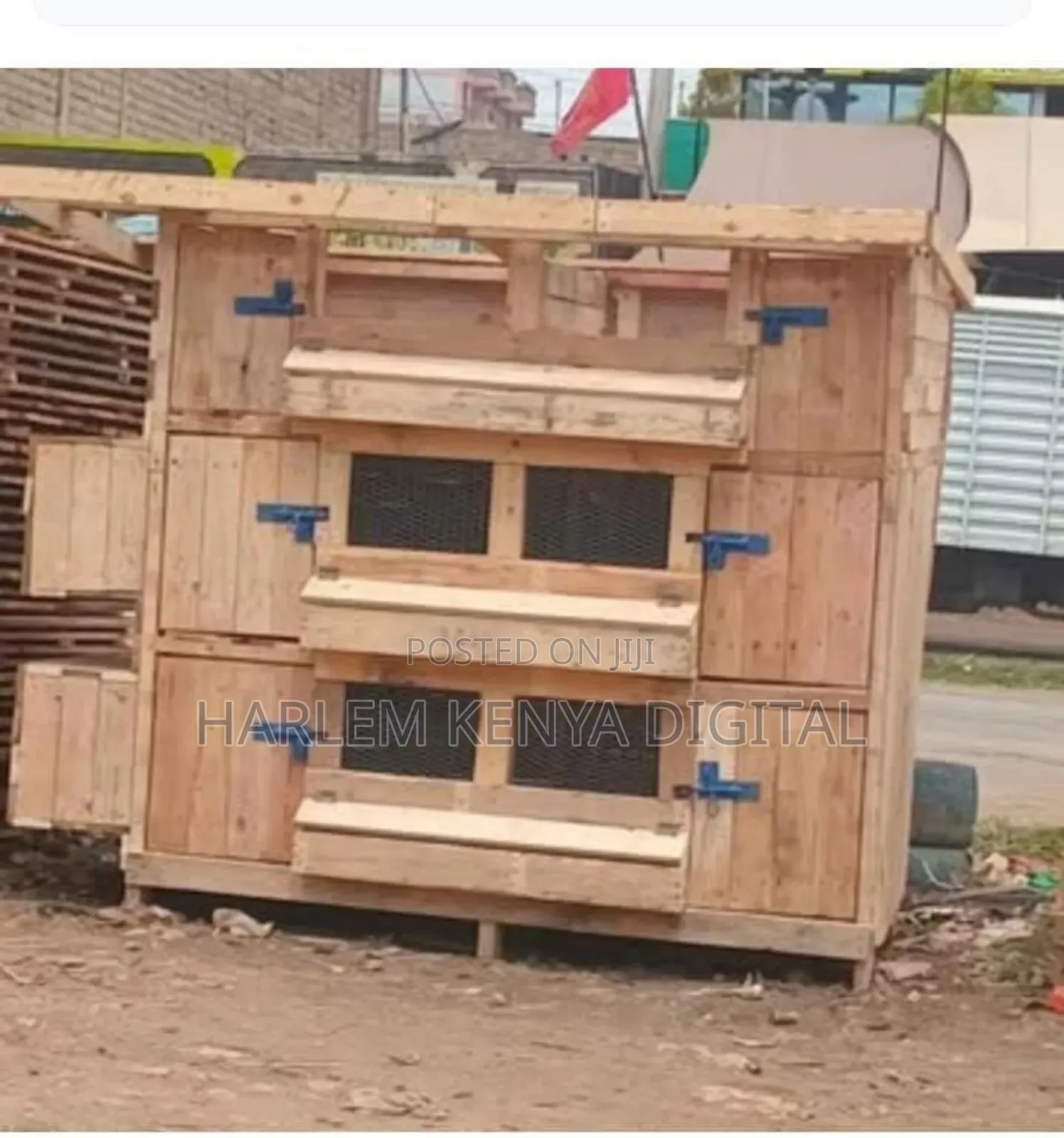 Mobile Coop Builders