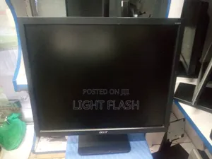 Acer 19 Inches Stretched