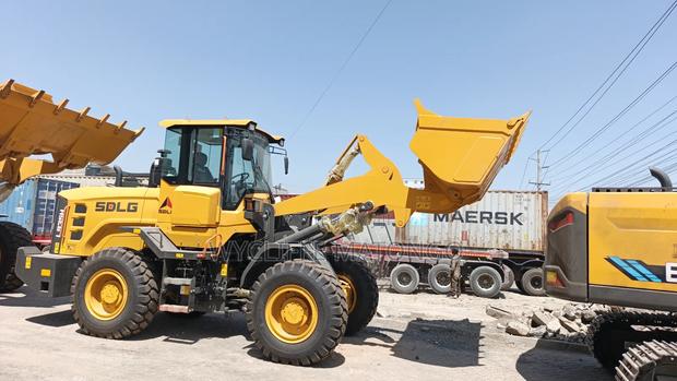 SDLG Excavator - thumbnail 2