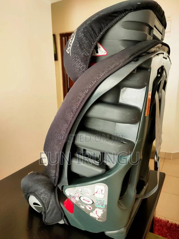Britax Car Seat - thumbnail 4