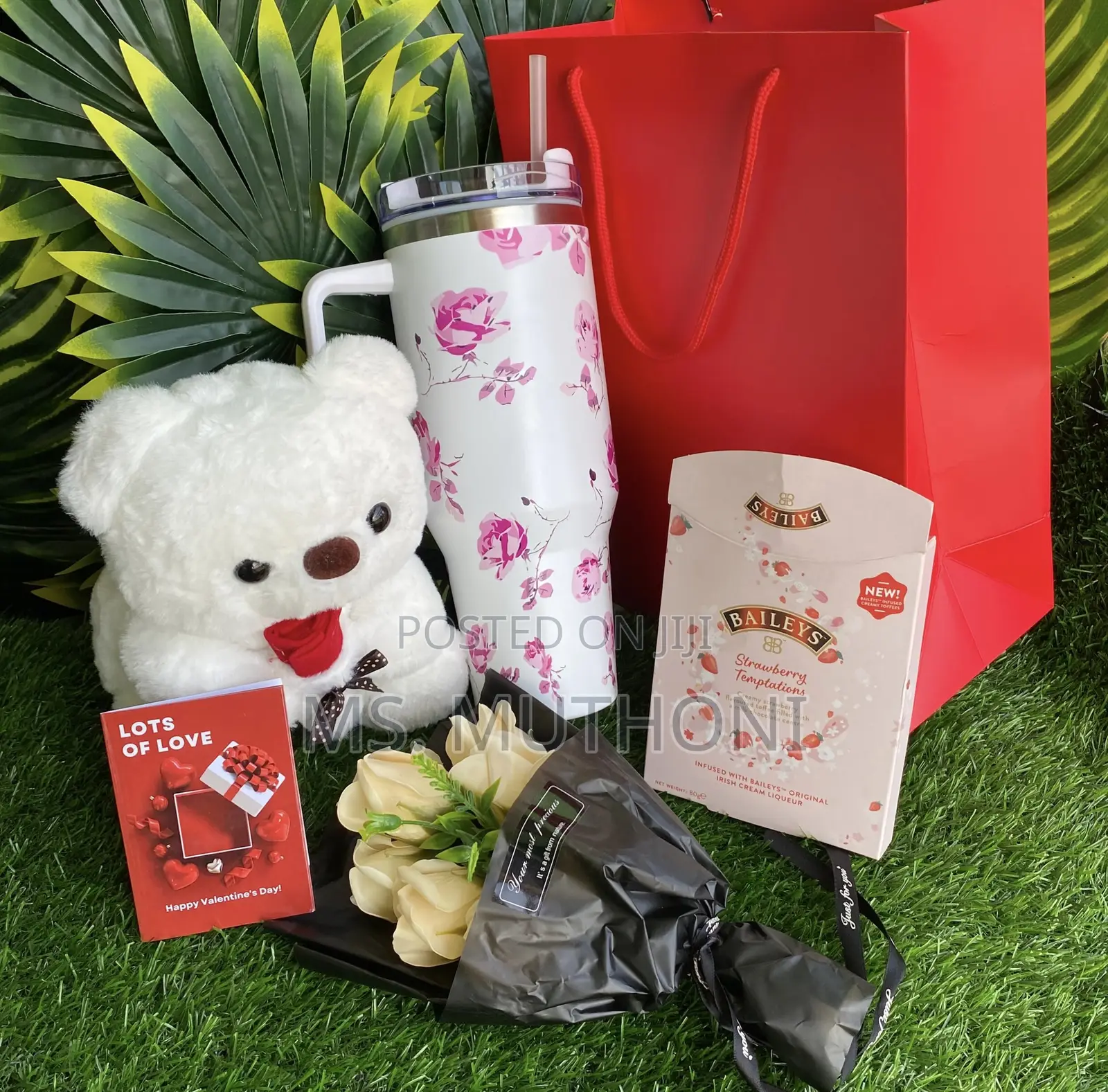 Walkers Whisky / Brandy Liqueurs Chocolate Valentines Gift Package