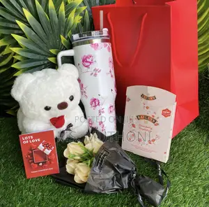Walkers Whisky / Brandy Liqueurs Chocolate Valentines Gift Package