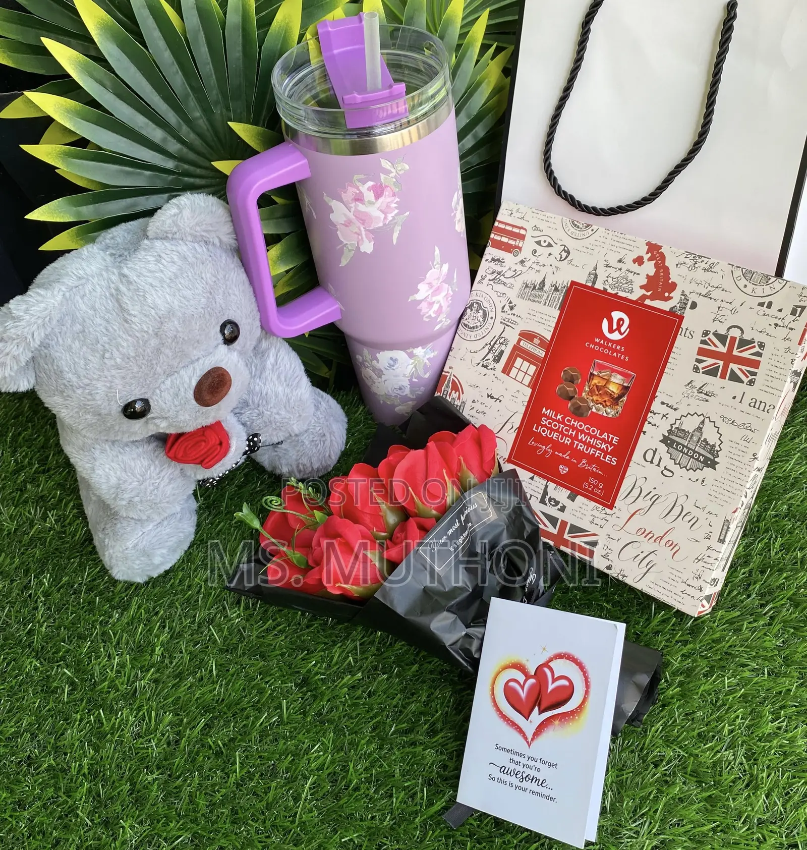 Walkers Whisky / Brandy Liqueurs Chocolate Valentines Gift Package
