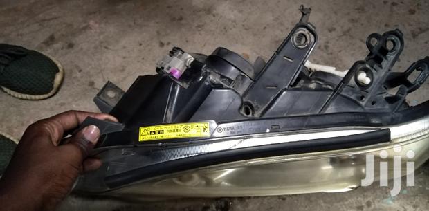 Toyota Vanguard Xenon Headlights - thumbnail 5