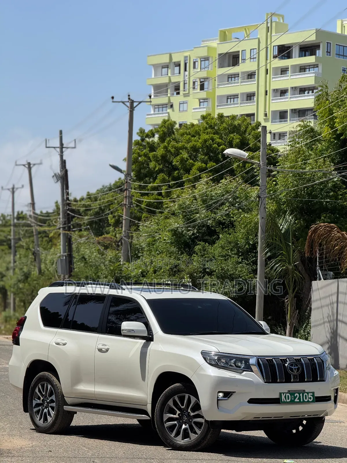 Toyota Land Cruiser Prado 2.8 2023 White