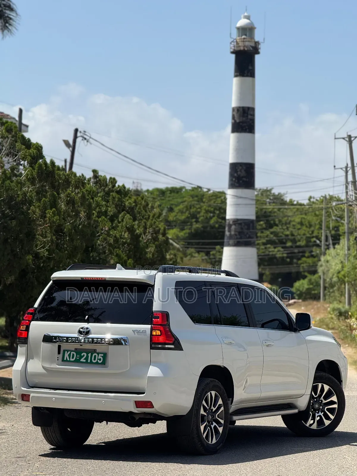 Toyota Land Cruiser Prado 2.8 2023 White
