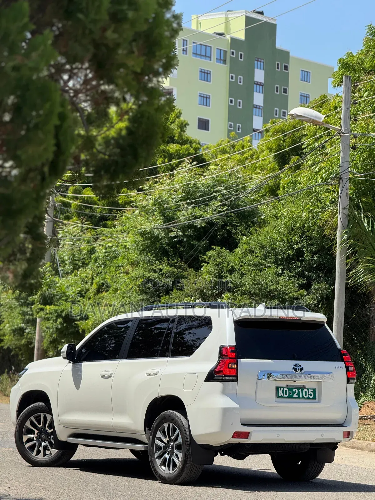 Toyota Land Cruiser Prado 2.8 2023 White